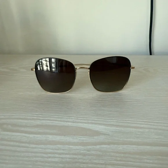 Krewe Sabine sunglasses krewe_sabine_matte_black_and_r  main image 3